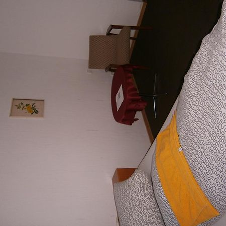Hotel Strauss วัลด์บรอนน์ ภายนอก รูปภาพ