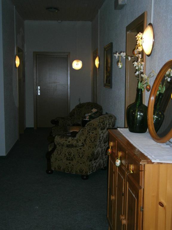 Hotel Strauss วัลด์บรอนน์ ภายนอก รูปภาพ