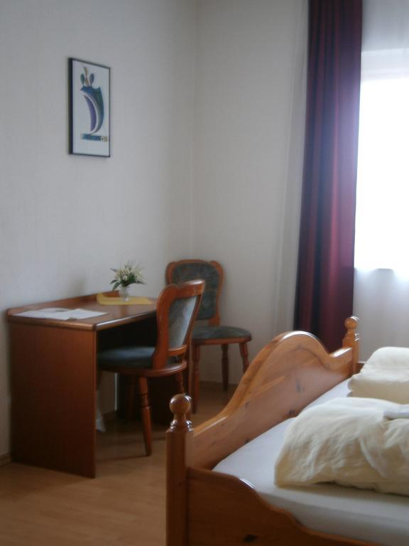 Hotel Strauss วัลด์บรอนน์ ห้อง รูปภาพ
