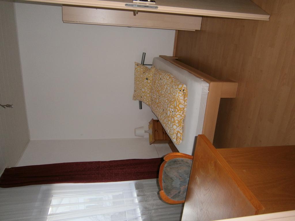 Hotel Strauss วัลด์บรอนน์ ภายนอก รูปภาพ